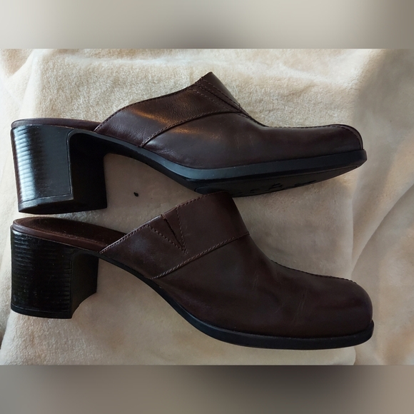 Clarks Leather Backless Heeled Mule Slip On Shoes Brown Size 10 79689 - Picture 4 of 9